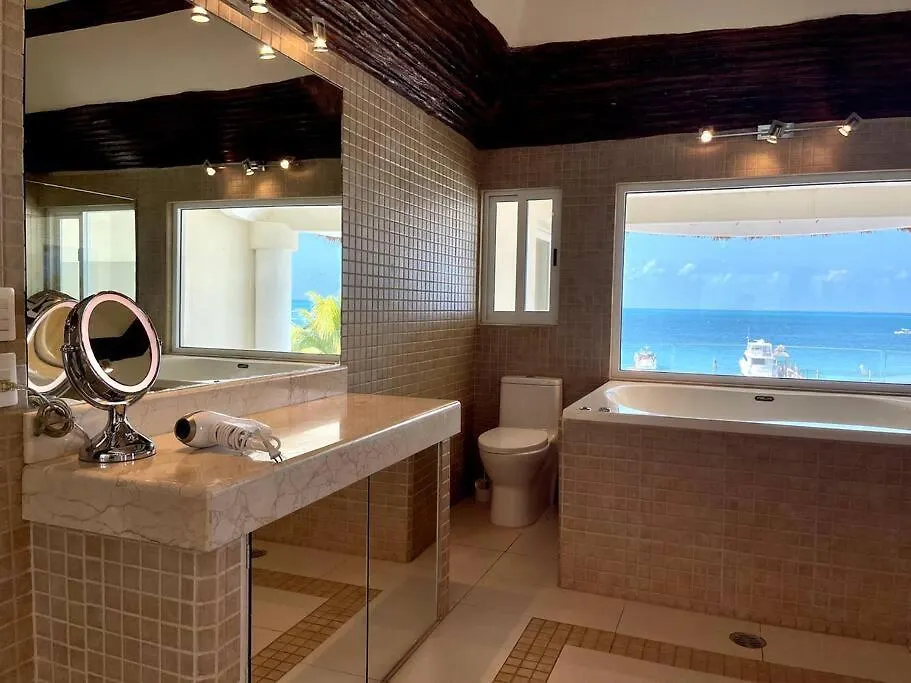 Villa Flamingos Cancun Mexico