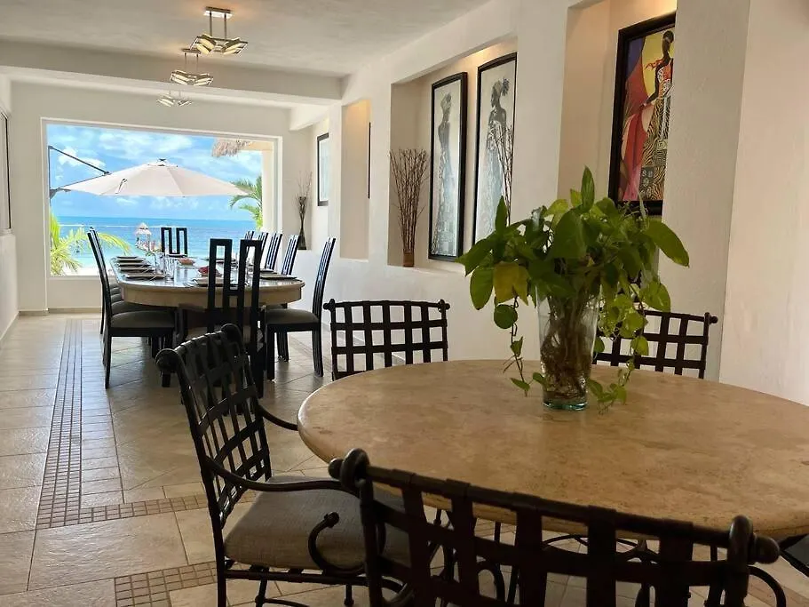 Villa Flamingos Cancun